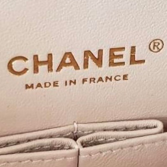 ❌ Chanel Medium Classic Flap - Picture 12 of 16